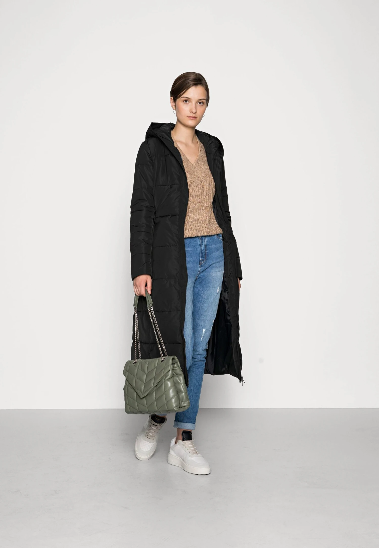 Manteau D'Hiver - Black 2 Manteau D'Hiver - Black – Image 2