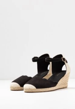 Escarpins Compensés - Black -Femelle Vêtements Boutique 098ab13bdf004850bc77d5a6dd40b911