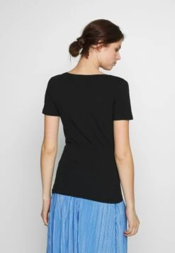 2 Pack - T-Shirt Basique - Black/White -Femelle Vêtements Boutique 15da3aa8dfa74a03baec8a2a5b6a7807