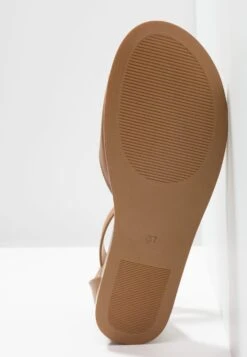 Sandales - Cognac -Femelle Vêtements Boutique 3f78ed84d38d4b179ef98c41e26fcc6b