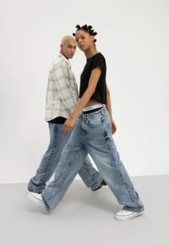 YOURTURN Baggy Jeans Unisex - Jean Boyfriend - Dark Blue Denim -Femelle Vêtements Boutique 47039cf62e0e4223bb19b517ea683054