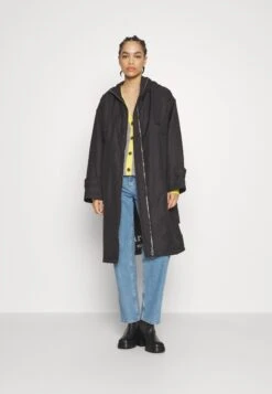 Marc O'Polo Coat Long Padded Fixed Hood Zipper Drawstring Waist - Parka - Black -Femelle Vêtements Boutique 4b195ff08f3f4b0a8475249b7893b66f