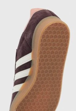 Adidas Originals Gazelle - Baskets Basses - Shadow Brown/Cream White -Femelle Vêtements Boutique 52b7d347a0d54f8089446241fdf8de23