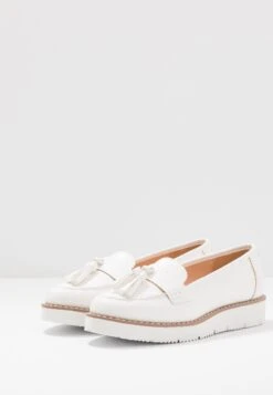 Mocassins - White -Femelle Vêtements Boutique 66b781600c644315bf3afd83ea98efca