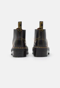 Dr. Martens Church Quad Unisex - Boots À Talons - Black Vintage Smooth -Femelle Vêtements Boutique 696f50b7e03f416297c7a88cc57e92bb