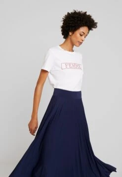 Anna Field Plisse A-Line Midi Skirt - Jupe Trapèze - Maritime Blue 9 Anna Field Plisse A-Line Midi Skirt - Jupe Trapèze - Maritime Blue -Femelle Vêtements Boutique 7ab564a26da040e68012a316977b7a10
