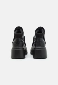 Steve Madden Trimmers - Baskets Montantes - Black -Femelle Vêtements Boutique 7aebe800ba9f48e09785964fd2d4dc45