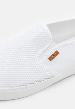 Pier One Unisex - Mocassins - White 11 Pier One Unisex - Mocassins - White -Femelle Vêtements Boutique 7af3f76c7d3048f7ace815eb38fb78e9