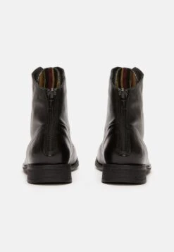 Felmini - Bottines À Lacets - Black -Femelle Vêtements Boutique 7e0b5f9166864b158cc56273dc497037