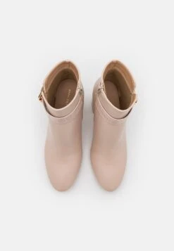 Anna Field Boots À Talons - Beige -Femelle Vêtements Boutique 80b4daa6c1064912bf6fc945f5e99ced