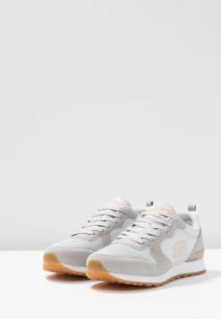 Baskets Basses - Light Grey -Femelle Vêtements Boutique 89756819b6fd4f58bd9ce05f64e255b5