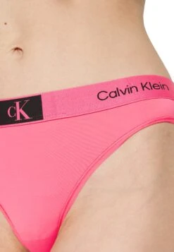CALVIN KLEIN UNDERWEAR Modern Thong - String - Cerise Lipstick -Femelle Vêtements Boutique 97dbf8dc72764fc0987c5ee5fcf7fd43