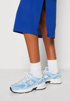 Monki Robe En Jersey - Bright Cobolt Blue -Femelle Vêtements Boutique a04842088b834c0185c04244a4386b51