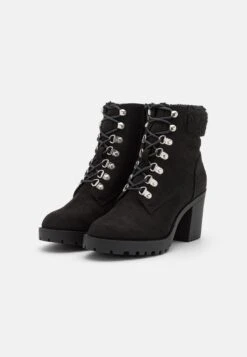 Winter Boot - Bottines À Plateau - Black -Femelle Vêtements Boutique c0c9b76e27814bf19d672b7951d731b5