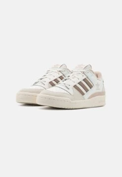 Adidas Originals Forum Unisex - Baskets Basses - Core White/Chalky Brown/Taupe -Femelle Vêtements Boutique c5831c36d6604a7c9c5027ddb0aae133