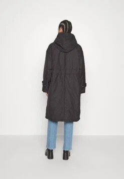 Marc O'Polo Coat Long Padded Fixed Hood Zipper Drawstring Waist - Parka - Black -Femelle Vêtements Boutique cfdd9661ac98460f96fcfb6f48e41c8d