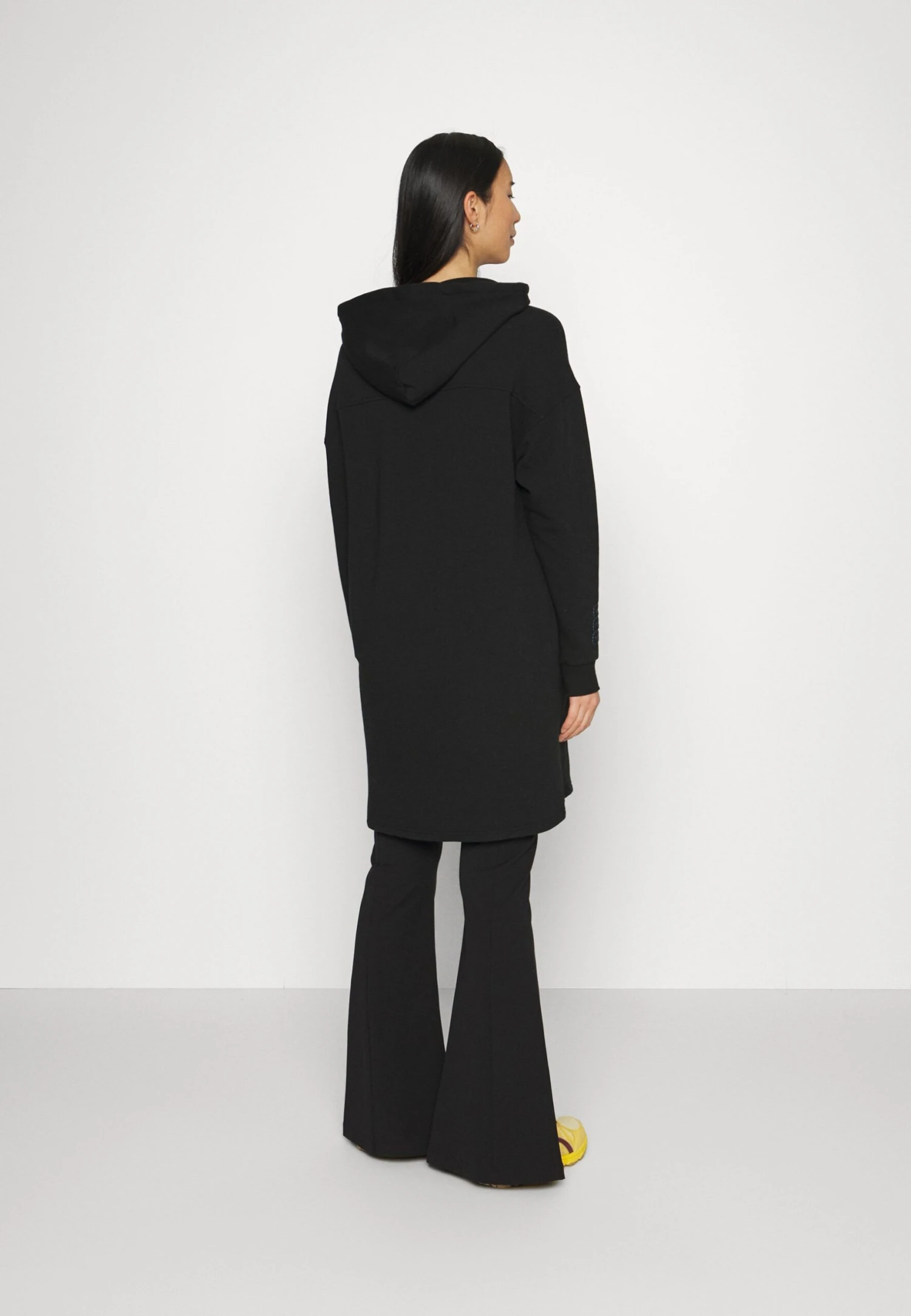 Ugg Aderyn Hoodie Dress - Sweat À Capuche - Black 3 Ugg Aderyn Hoodie Dress - Sweat À Capuche - Black – Image 3