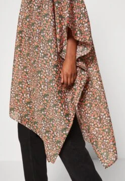 Even&Odd Veste Légère - Red -Femelle Vêtements Boutique d4a1df55eb0d4c89b0f91c2e39074a50