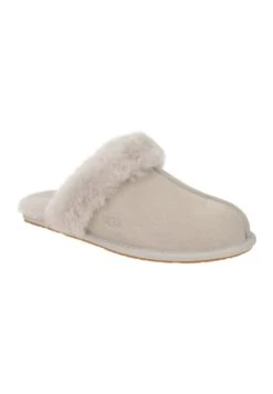 Ugg Chaussons - Hell-Grau (Goat) -Femelle Vêtements Boutique d5ef75013ea34148905f362b45eced07