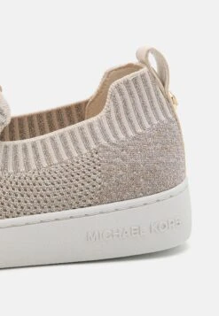 MICHAEL Michael Kors Juno - Mocassins - Champagne 13 MICHAEL Michael Kors Juno - Mocassins - Champagne -Femelle Vêtements Boutique d94aae8fd1914acba617873bd84681b1