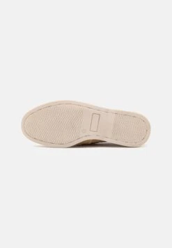 Pier One Leather Unisex - Chaussures Bateau - Beige -Femelle Vêtements Boutique df77dd037ba746e7a11c216a0cf8dae9