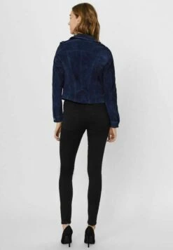 Vero Moda Veste En Cuir - Navy Blazer -Femelle Vêtements Boutique e1f82d7756564e178ca0adf965da3f5d