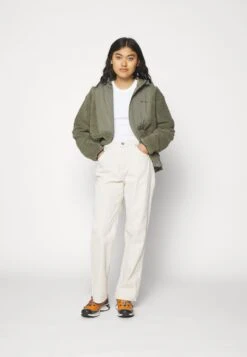 Columbia Hakatai™ Full - Veste Polaire - Stone Green 11 Columbia Hakatai™ Full - Veste Polaire - Stone Green -Femelle Vêtements Boutique ef560dcdc4f34a70a17a43192b60908f